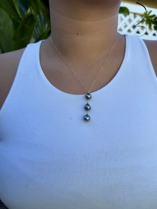 Triple vertical Tahitian pearl necklace